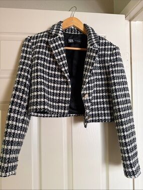 Zara Black & White Houndstooth Cropped Blazer